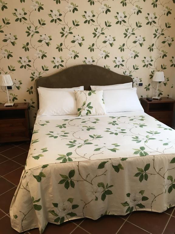 Il Casale Di Riardo Luxury B&B Екстериор снимка