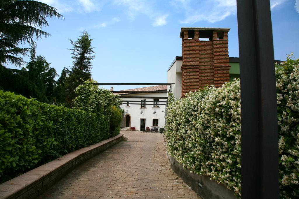 Il Casale Di Riardo Luxury B&B Екстериор снимка