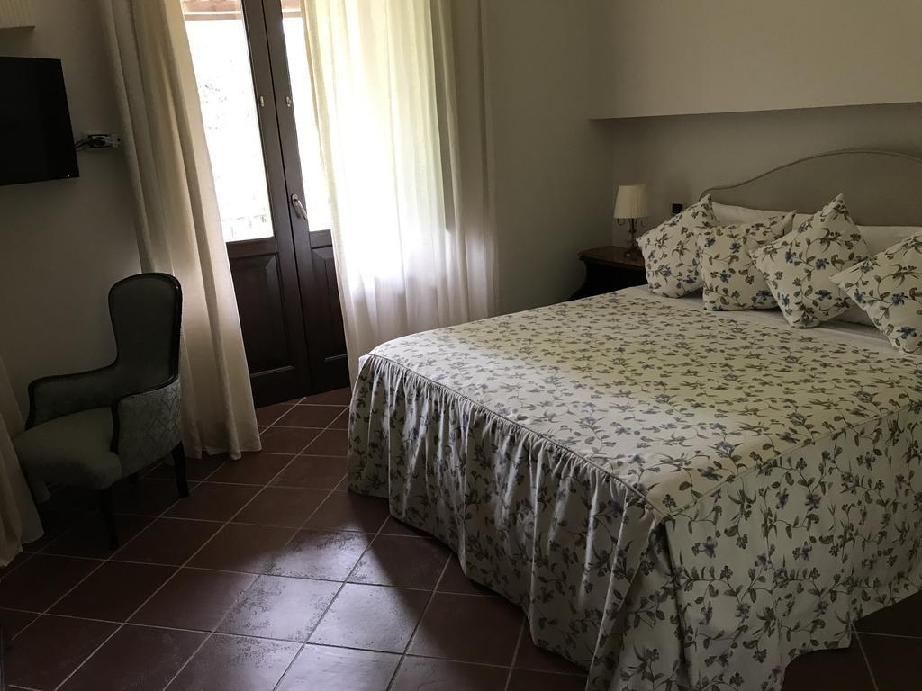 Il Casale Di Riardo Luxury B&B Екстериор снимка