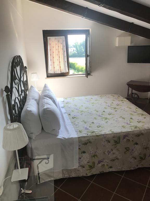 Il Casale Di Riardo Luxury B&B Екстериор снимка